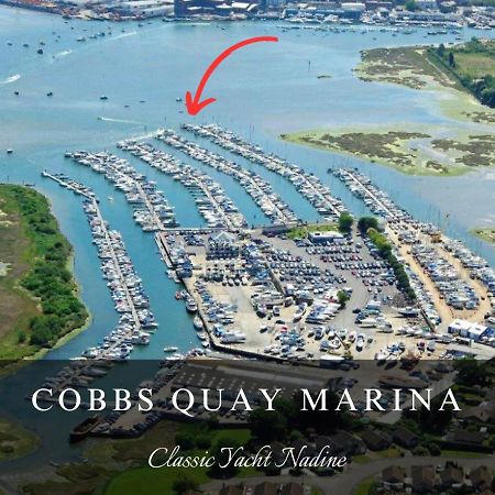 Classic Yacht Nadine In Poole Harbour, Dorset, With A Hot Tub Jacuzzi Dış mekan fotoğraf