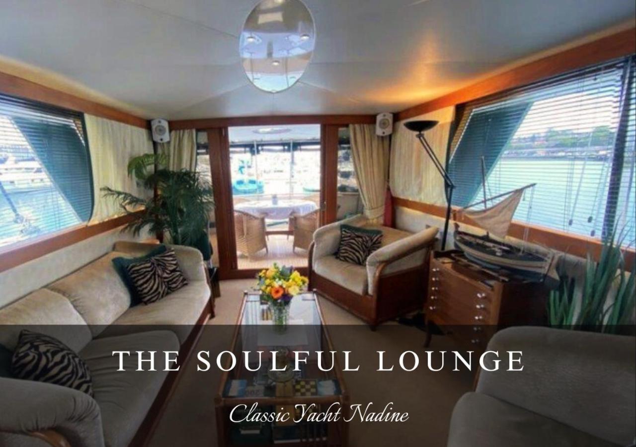 Classic Yacht Nadine In Poole Harbour, Dorset, With A Hot Tub Jacuzzi Dış mekan fotoğraf